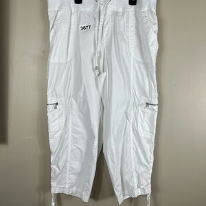 Rafaella sport classic 14 white 17 w 11”rise 21-1/2 inseam like new